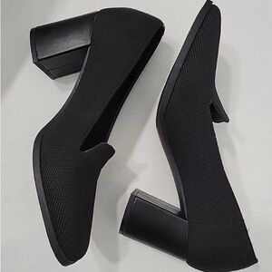 Adrienne Vittadini Brittiny Black Textured Knit Block Heel Pumps 8